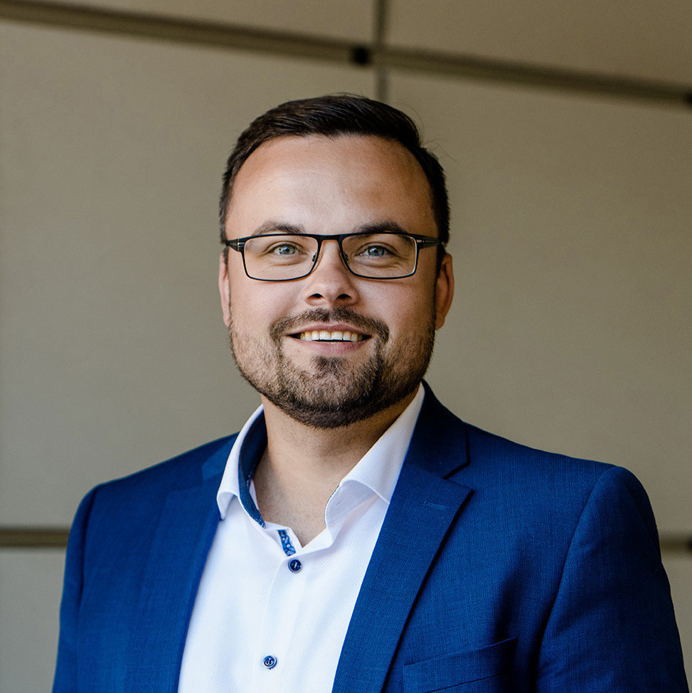 Freundliches Portrait von Christoph Donner