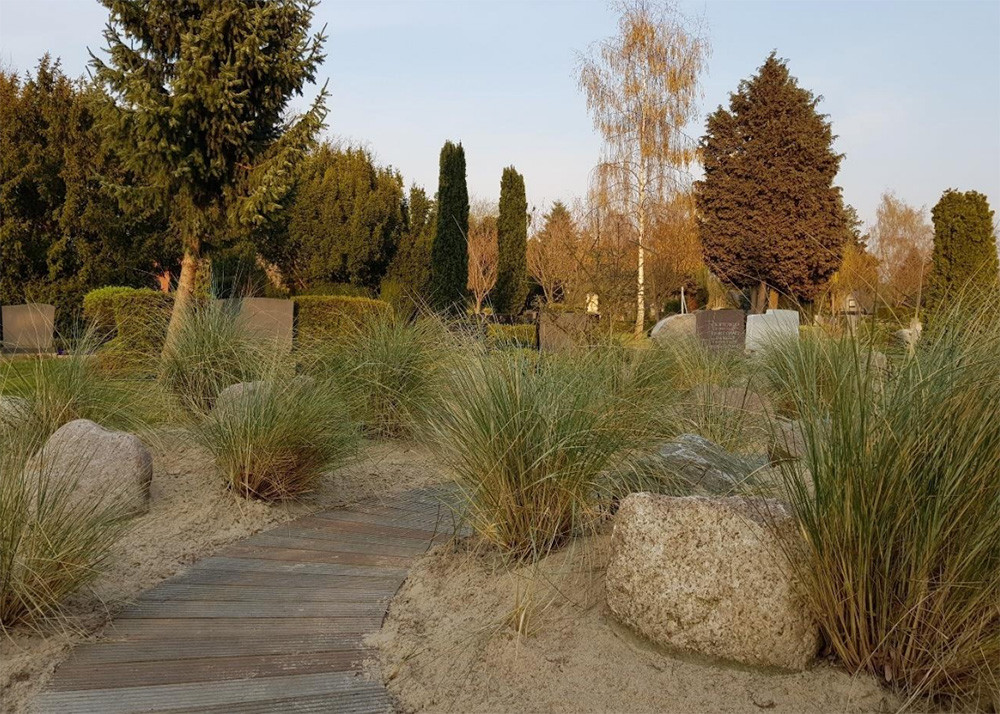 Aussenaufnahme Friedhof Stockelsdorf